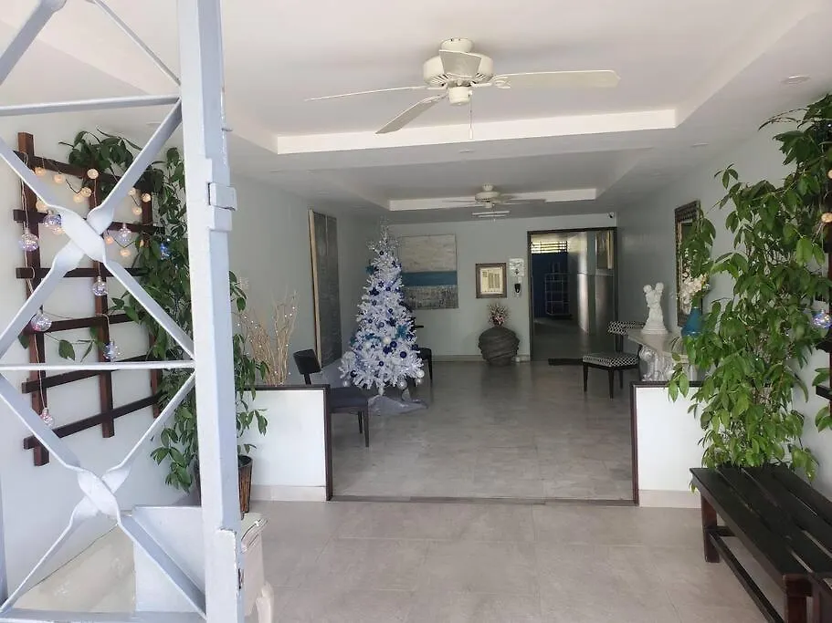 Appartamento Suite At The Courtleigh Towers Kingston Giamaica